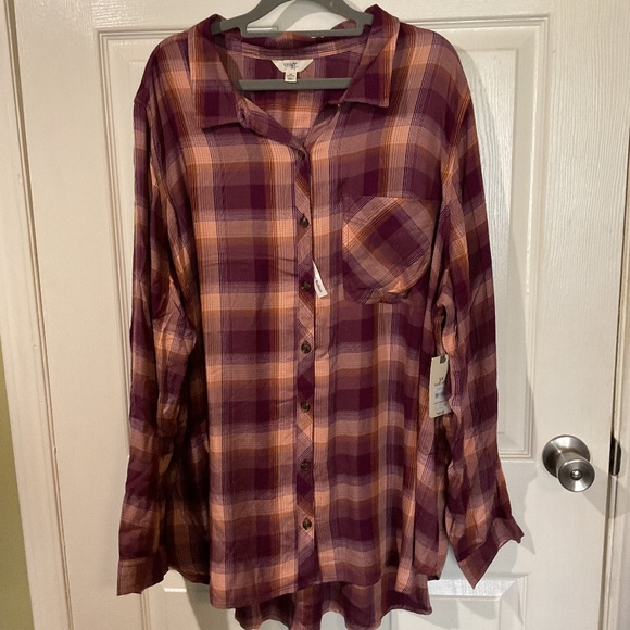 Terra & Sky Tops - NWT Terra & Sky Oversized Women’s Plaid Button Down Long Sleeve Shirt